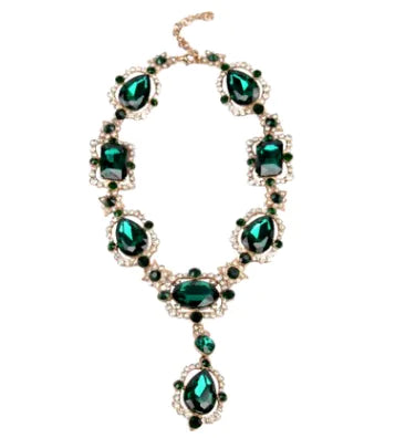 Stylish Rhinestone Glass Necklace with Bold Gemstones