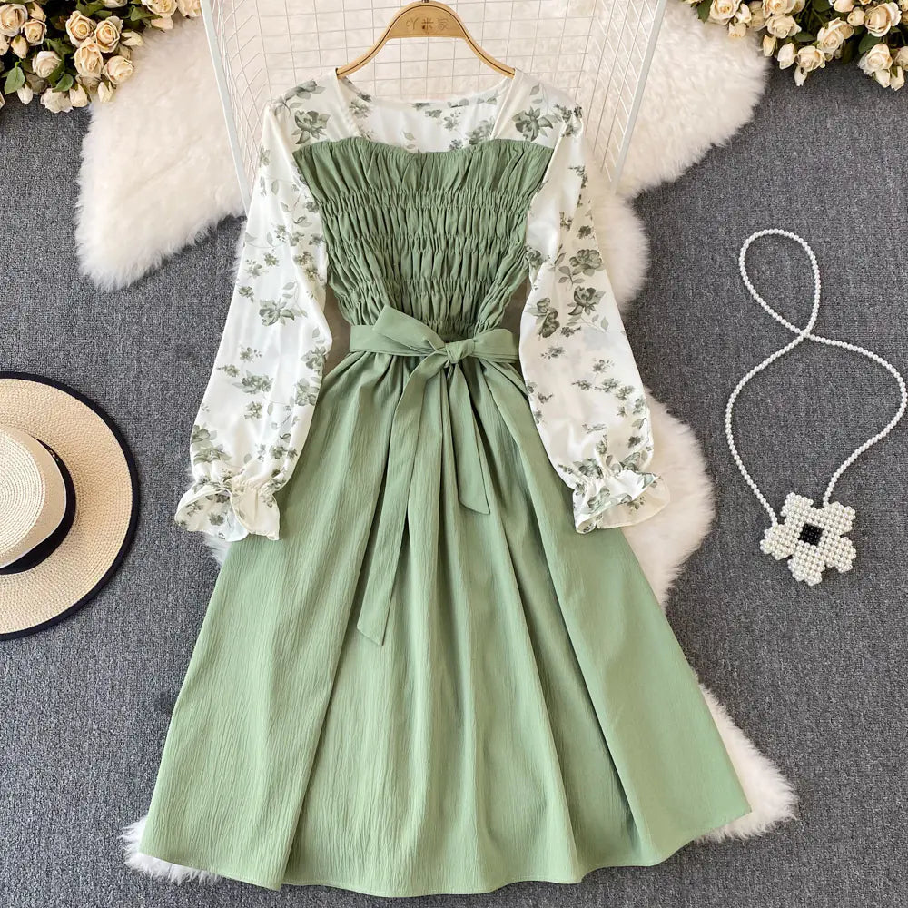 Floral Dress with Fashionable Round Neck Design