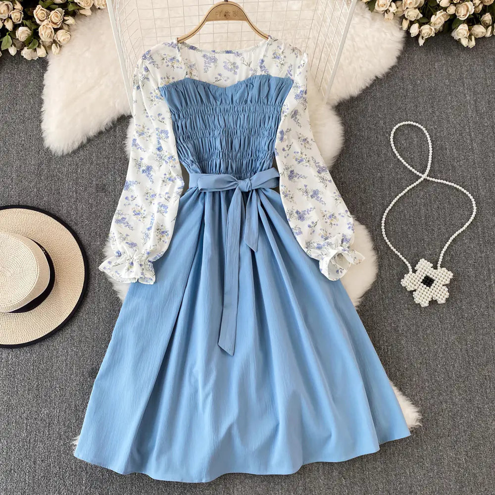 Floral Dress with Fashionable Round Neck Design