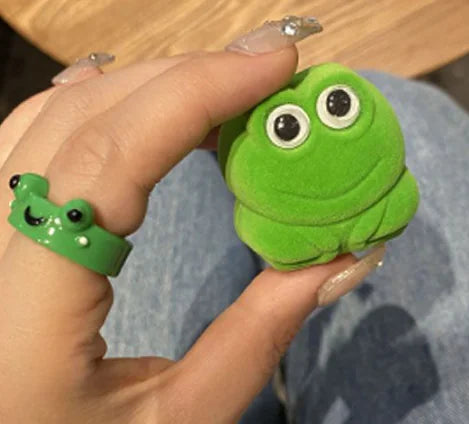 Cute Simple Boyfriend Exclusive Lonely Frog Ring